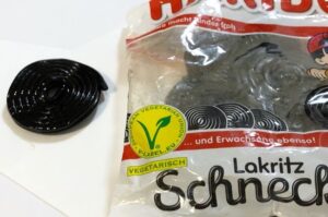 ハリボーのタイヤグミ【何味?】まずいと噂のシュネッケンを通販で購入 - こっちゅうは主夫